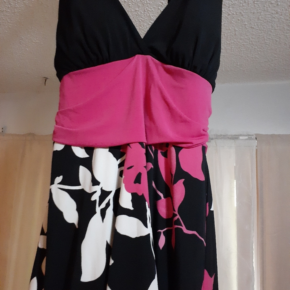 Women dress